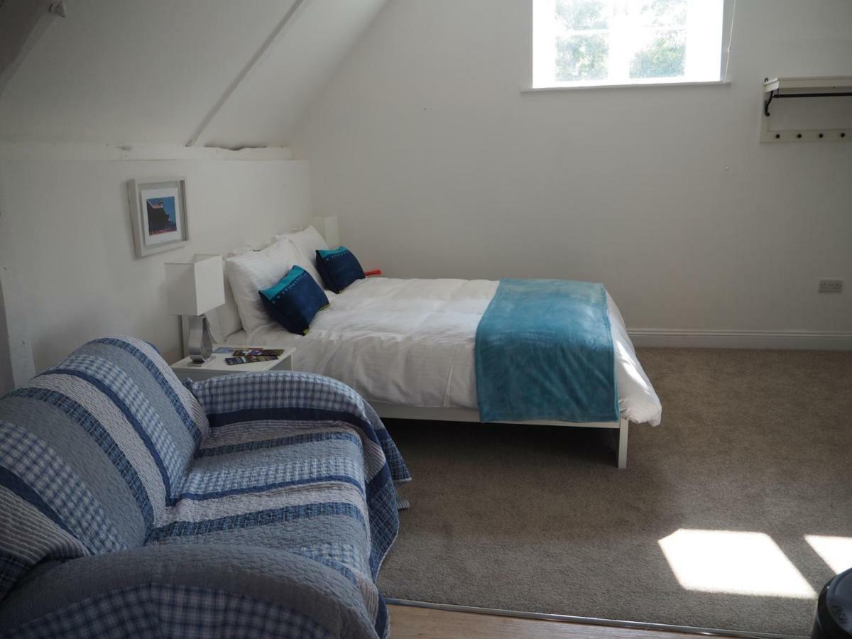 Hayloft Apartment Pulborough Exterior photo